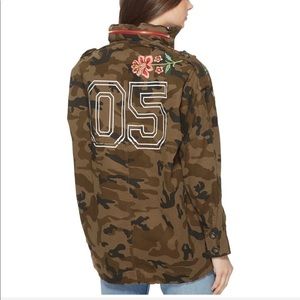 NEW Romeo & Juliet Camouflage Jacket